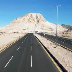 وزير البلديات والإسكان يعتمد ترسية استثمار تطوير البنية التحتية لمدينة صناعية بالدمام