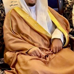 15 خطاطًا يتنافسون على إحياء تراث الخط العربي في مسابقة عالمية بجدة