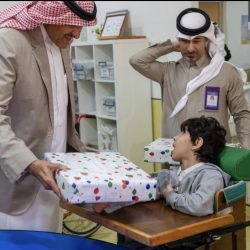 إبداعات متميزة في ورشة للفنانين بمعرض “الجمل عبر العصور”