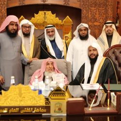 *محافظ محايل يدشن فريق سنابل الخير والعطاء التطوعي في المحافظة*