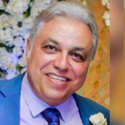 معالي الشيخ الدكتور ⁧‫عبدالرحمن السديس‬⁩ في ⁧‫ خطبة الجمعة‬⁩ بالمسجد الحرام‬⁩: أشرقتِ الآياتُ القرآنيةُ بأعظم بُرهان، والنصوصُ الحديثية بأروع بَيان، والشاهدُ من الواقع والعيان: أَنّهم البلسمُ والشِّفاءُ، لكل داءٍ عَيَاءٍ.