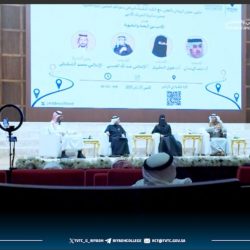 في ندوة “الأدب بين النخبة والخبوية”  الحسني ركز على عنوان الندوة والرشيدان يدعو إلى تنمية القيم 