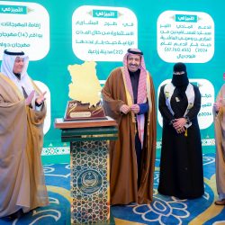 أمير الباحة يدشن مبادرة نوعية لتوزيع 52 ألف شتلة زراعية تستهدف إكثار المحاصيل الواعدة بالمنطقة .