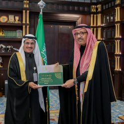 سمو أمير منطقة الباحة يطّلع على تقرير الأعمال المنجزة والمشاريع التنموية في محافظة المخواة .