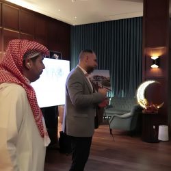 سمو الأمير سعود بن عبدالله بن جلوي، محافظ جدة يكرّم “تفاعل السعودية” 