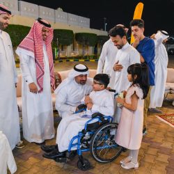 ” عبدالعزيز ” يضئ منزل الأستاذ عبدالله بن جارالله الزهراني