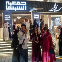 الجامعة الأهلية بمملكة البحرين تعايد طلابها ومنسوبيها