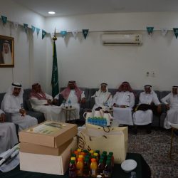 مركز عبور يزور مستشفى النعيرية احتفالاً بيوم التوحد