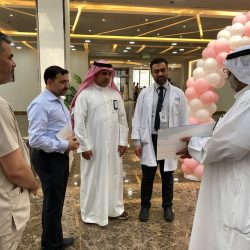 نجاح عملية جراحية نادرة لإعادة وظيفة الفك لشاب بمجمع الدمام 