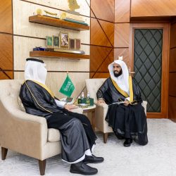 سمو أمير المنطقة الشرقية يستقبل السفير البريطاني لدى المملكة