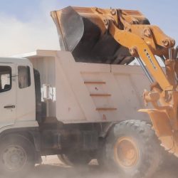 27 طالبًا من طلاب المنح بجامعة الإمام يشاركون مع هيئة الهلال الأحمر السعودي في خدمة ضيوف الرحمن عبر برنامج “مسار الترجمة”