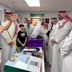 محافظ محايل يفتتح دراسة مساعد مفوض تنمية المجتمع