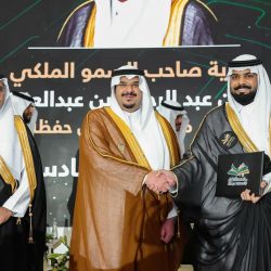 أمير الباحة يطّلع على سير العمل في محافظة العقيق