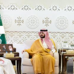 سمو محافظ الأحساء يُقلّد مدير جوازات المحافظة ومساعده رتبتيهما الجديدتين