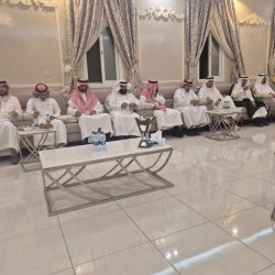 أمير عسير يتوج الفائز ببطولة كرة القدم درع الوطن العسكرية لعام 2025