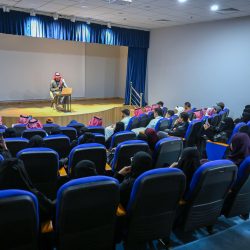 ولي العهد يتبرع بالدم في بادرة كريمة.. ويُطلق الحملة الوطنية السنوية للتبرع بالدم