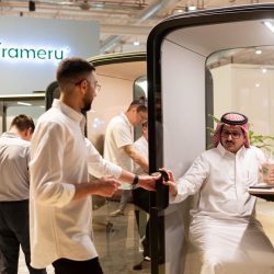 سمو الأمير سعود بن طلال يطّلع على مشروعات الري التنموية بالأحساء