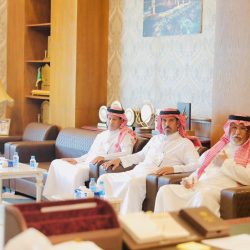 سمو محافظ الأحساء يزور مزاد موسم صرام التمور 2025 ويشيد بالجهود المبذولة