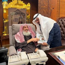 رحيل المفتي العام السابق الشيخ عبدالعزيز آل الشي “إرث علمي وديني خالد ” 