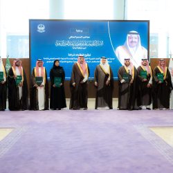 أمير منطقة الباحة يُدشّن 4 مشروعات للطرق بالمنطقة بتكلفة 429 مليون ريال .