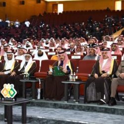 أكثر من 1000 طائرة درون تضيء سماء الظهران في افتتاح “موسم الخبر”  عرض مرئي فريد يزيّن مبنى إثراء انطلاقًا لـ “شتاء إثراء”      