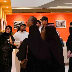 صالون المصورين يجمع مبدعي عسير في أمسية حوارية تلهم المواهب الفوتوغرافية