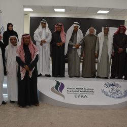 مستشفى الملك فهد الجامعي بالخبر يُجري أول عملية استئصال ورم من رأس البنكرياس باستخدام منظار الجراح الآلي