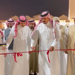 عامل المعرفة 30 قانونا لصناعة الحظ في جمعية الثقافة والفنون بجدة