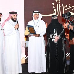 محافظ محايل يرأس اجتماع المجلس المحلي