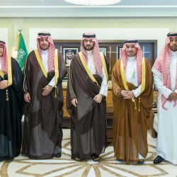 سمو أمير المنطقة الشرقية يستقبل مجلس إدارة نادي النهضة بمناسبة صعود فريق السيدات للدوري الممتاز