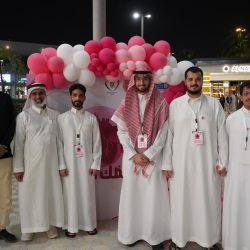 حجاج بيت الله الحرام يتوافدون إلى مشعر منى لقضاء يوم التروية