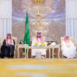 نيابة عن خادم الحرمين الشريفين.. سمو ولي العهد يستقبل في الديوان الملكي بقصر منى المهنئين بعيد الأضحى المبارك