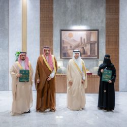 معرض الملصقات العلمية يثري المؤتمر الدولي للدراسات القانونية والشرعية