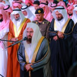 “سيدة السحاب” وجهة سياحية بإطلالات بانورامية في منتزه الخلب بالمندق .