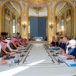 طريق السعادة يبدأ من طاعة الله