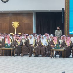 أمير جازان يتسلّم التقرير السنوي لفرع هيئة حقوق الإنسان بالمنطقة